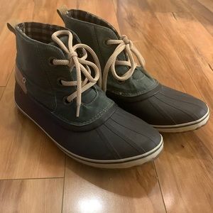 Sperry Women’s rubber ankle boots 9.5